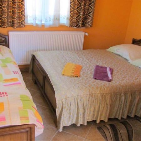Horvath Apartmanhaz Orosháza Εξωτερικό φωτογραφία